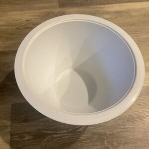 Pampered Chef Colander White Bowl Only